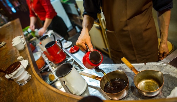 Café de l'Ambre: coffee only - Exploring Old Tokyo