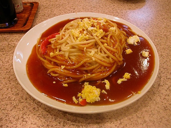 6. Ankake spaghetti – pan fried spaghetti topped with Chinese-inspired sauce