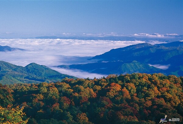 1. อุทยานแห่งชาติโทวาดะฮาจิมังไท (十和田八幡平国立公園) จังหวัดอาโอโมริ