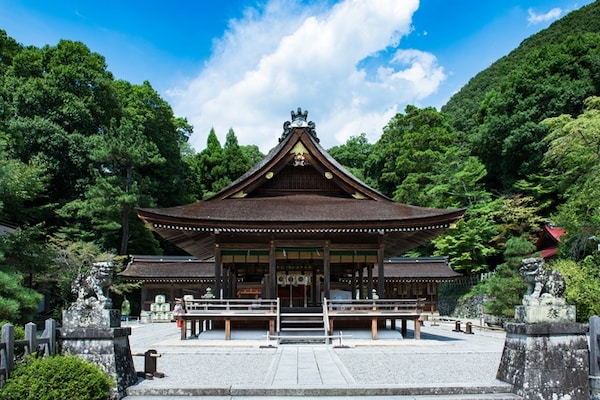 夫婦必拜！締結良緣的龜岡夫婦岩｜出雲大神宮