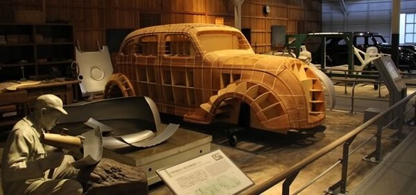 6. พิพิธภัณท์โตโยต้า Toyota Commemorative Museum of Industry and Technology (นาโกย่า)