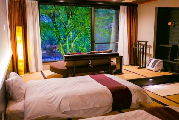 3. A Luxury Stay at Hoshino Resorts Oirase Keiryu Hotel