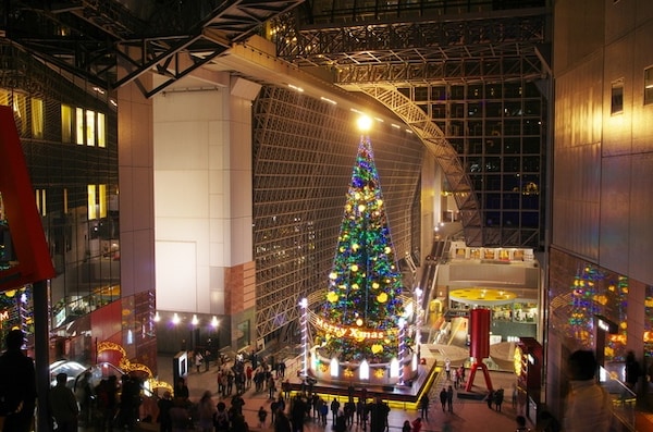TOP 19【京都】京都車站大樓「聖誕點燈」