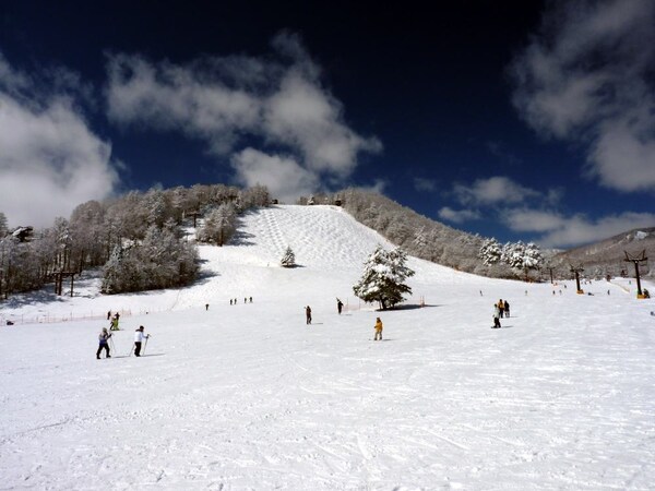群马县：草津温泉滑雪场