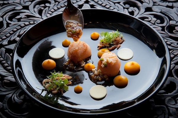 Sra Bua by KiinKiin — World’s First Michelin-Starred Thai Restaurant