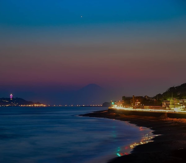 湘南絕景，站在海岸邊眺望富士山吧！