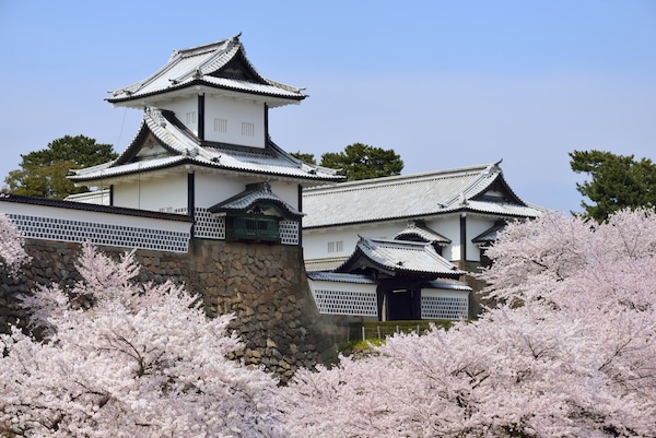 3. ปราสาทคานาซาว่า (Kanazawa Castle)
