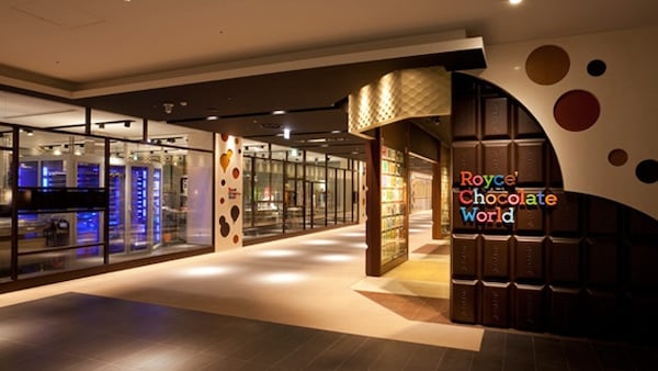 2. Royce’ Chocolate World (Sapporo)