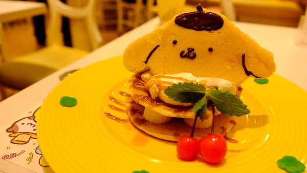 4. Dessert at Pompompurin Café