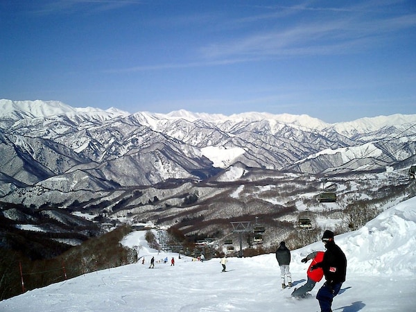 3. นอร์น มินาคามิสกีรีสอร์ท จ.กุนมะ (Norn Minakami Ski Resort, Gunma)