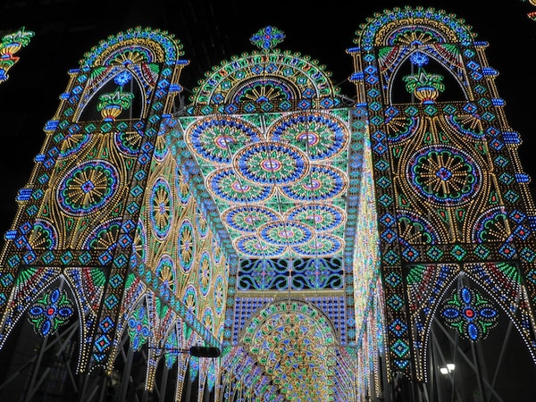 8. งานประดับไฟโกเบ ลูมินาริเอะ, เฮียวโงะ (Kobe Luminarie, Hyogo)