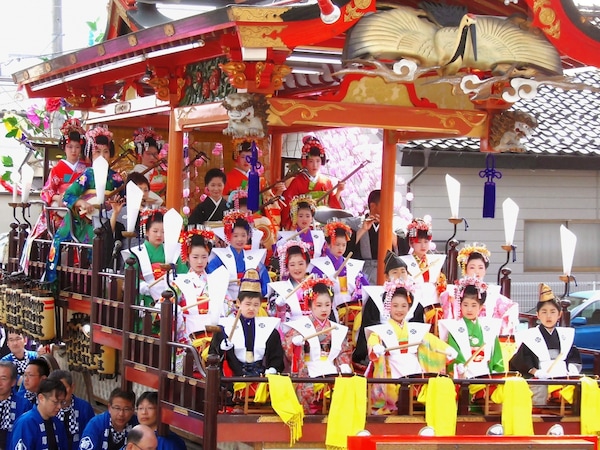 6. เทศกาลฮิทากะฮิบุเสะ, อิวาเตะ (Hitaka Hibuse Festival, Iwate)