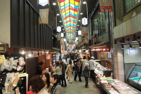 3. ตลาดนิชิกิ (Nishiki Market)