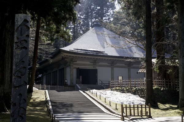 1 วัดจูซนจิ (Chusonji Temple)