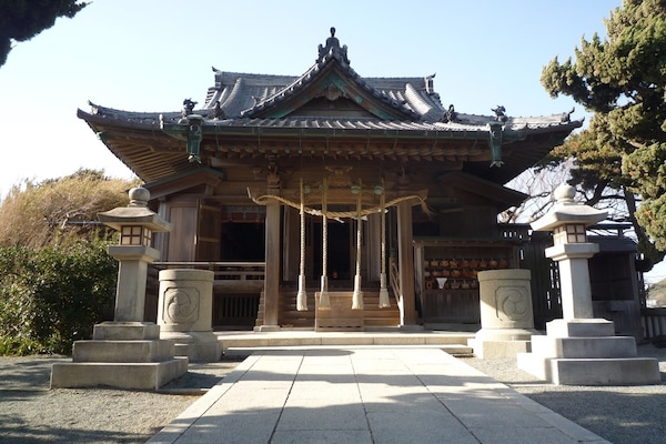 10. Meditate at Morito Shrine (Moritodaimyōjin)