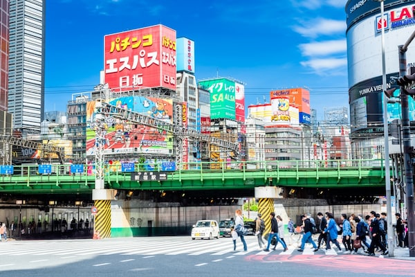 สถานีชินจูกุ (Shinjuku Station)