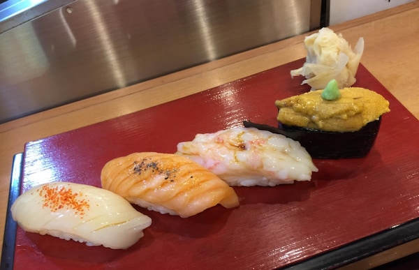 北海道小樽米其林一星的必嚐壽司「伊勢鮨」