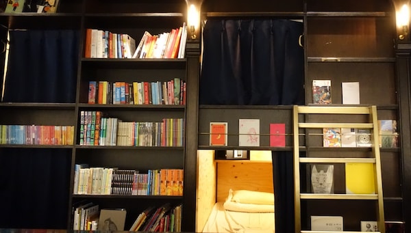 到文青書屋「by BOOK AND BED TOKYO」住一晚！