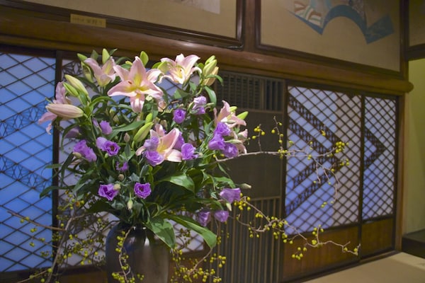 日本花道精神：透过花材体现日式传统
