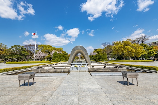 2. สวนอนุสรณ์สันติภาพฮิโรชิม่า (Hiroshima Peace Memorial Park)