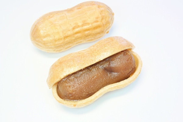 4. พีนัทโมนากะ (Peanut Monaka)：จังหวัดชิบะ (Chiba)
