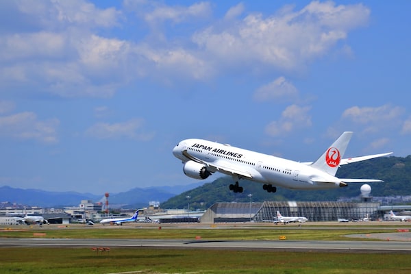 1. Japan Airlines (JAL)