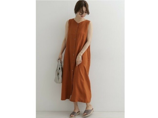 【OKコーデ】フルレングス丈の前開きワンピはとにかく楽で安心 出典:WEAR