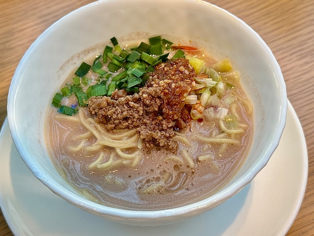 ライスヌードル or 中華麺で味わう「夏限定 冷製担々麺」