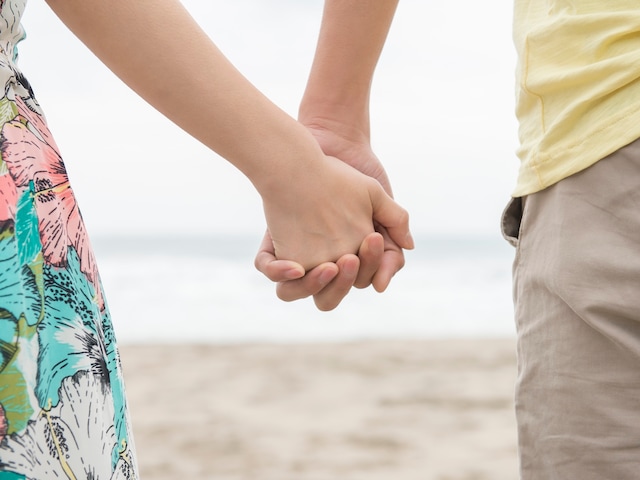 互いの努力で再構築に成功した人も（画像：PIXTA）