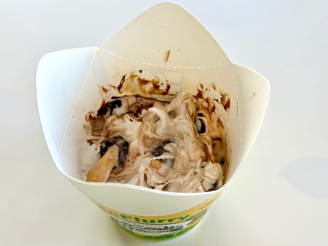 きのこの山とたけのこの里がごろっと入っています