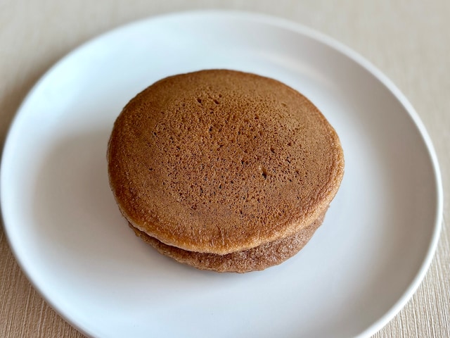 「ショコラパンケーキ」108円（税込）&nbsp;&nbsp;