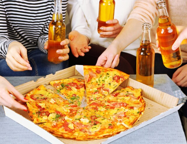 ピザの箱はなぜ四角いのか？