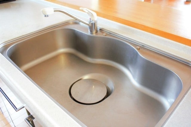 三角コーナーがなくなるとシンクがゆったりと使えます