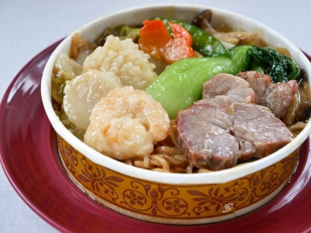 五目焼きそば(税込1400円)(2021年7月4日撮影)