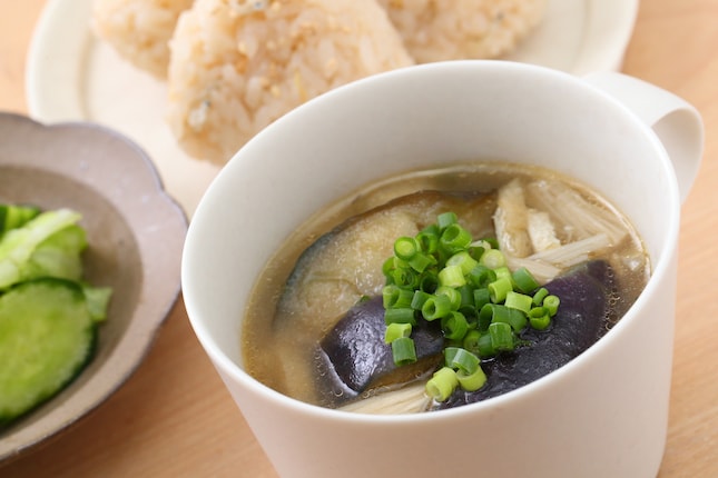 「ほんだし®」とレンジで作る簡単みそ汁