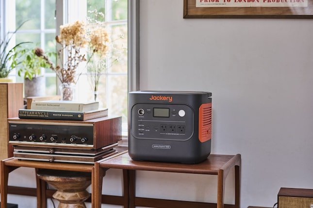 Jackery ポータブル電源 2000 New　23万9800円（税込）
