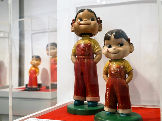 初代店頭「ペコちゃん」人形は張り子だった！ 不二家創業の地・横浜で