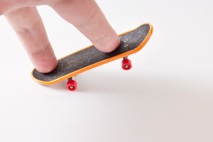 指スケ フィンガーボード おすすめ10選 セクションやオーリー キックフリップなどの技のやり方も紹介 Best One ベストワン