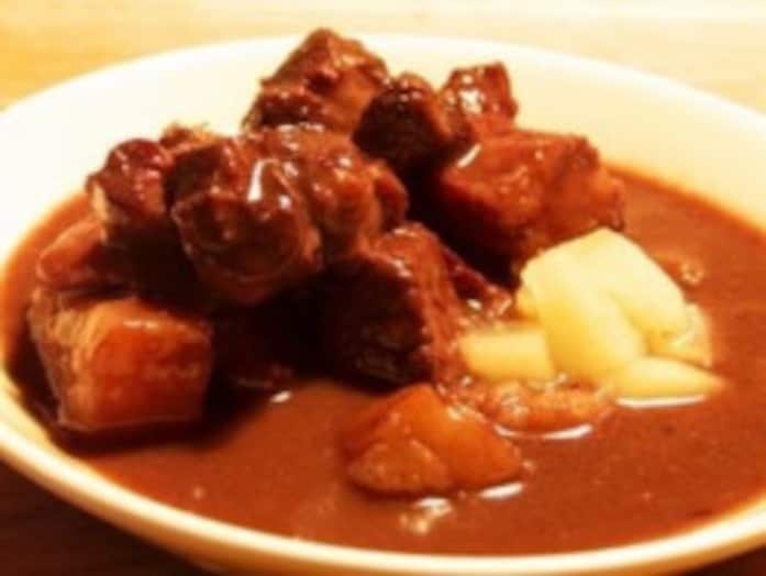 猪肉の赤ワイン煮レシピ！猪肉を使ったジビエ料理の作り方