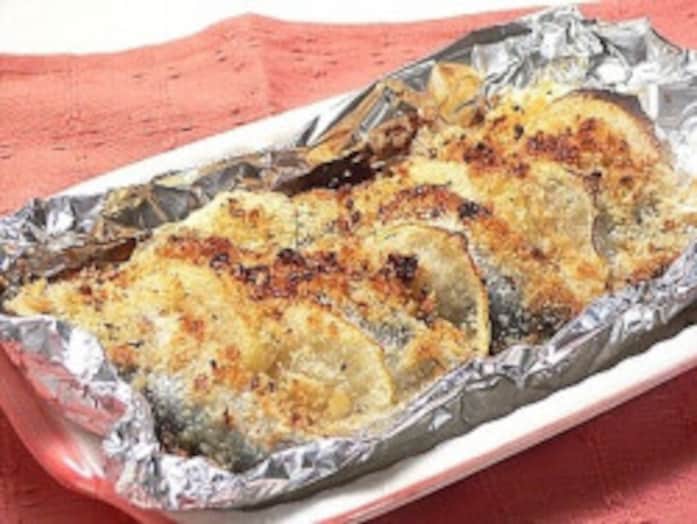 いわしのニンニクパン粉焼きレシピ……洋風ごはんに合う！