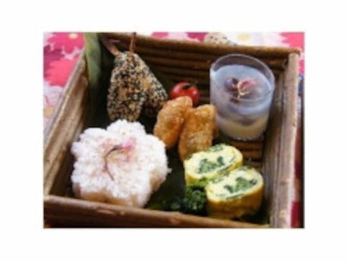 桜色ごはんのお花見弁当レシピ……サクラの香りが味わえる！