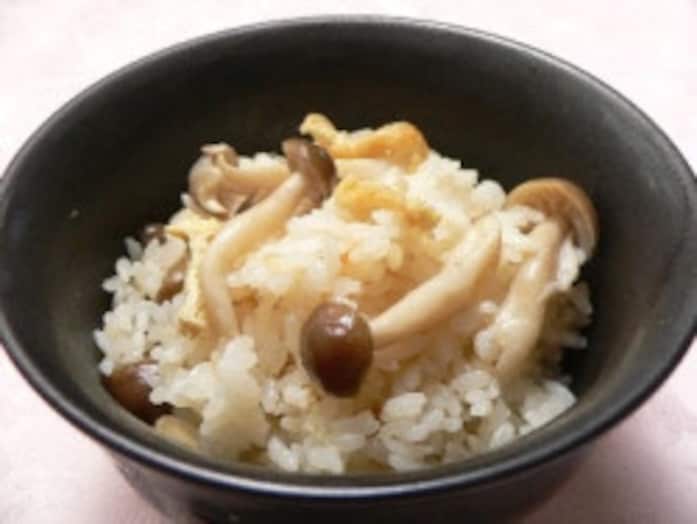 松茸のお吸い物で炊き込みご飯！人気の簡単レシピ