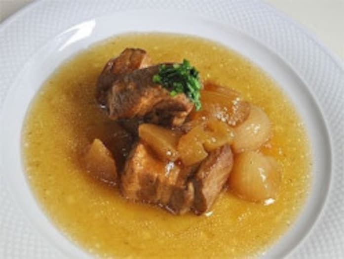 圧力鍋で豚肉とりんごの煮込みレシピ！