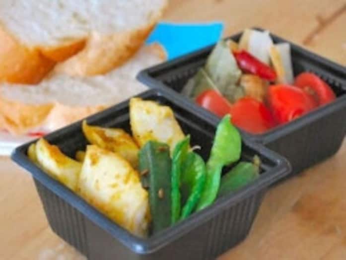 お弁当に！ かじきのカレーソテーと夏野菜のクミン炒めレシピ