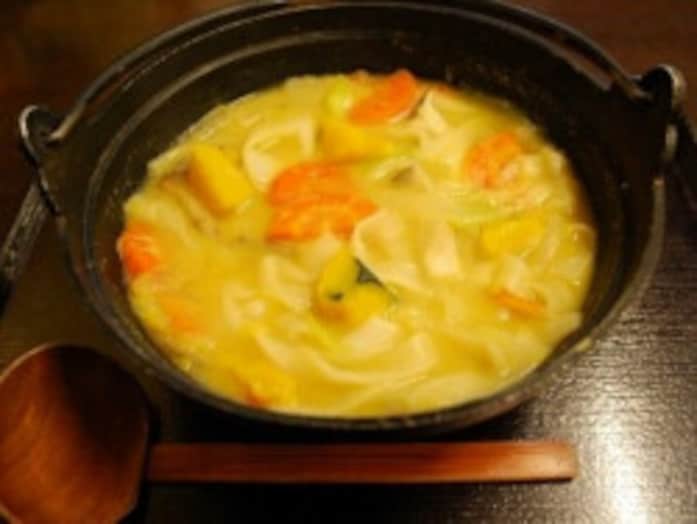 山梨県の郷土料理 ほうとうレシピ……味噌ベースの麺料理！