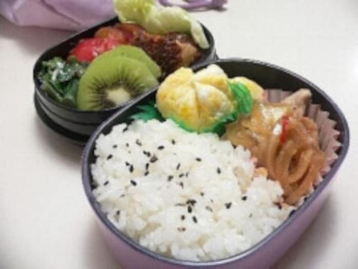 卵を使ったお弁当おかず！ 電子レンジで作る茶巾玉子レシピ