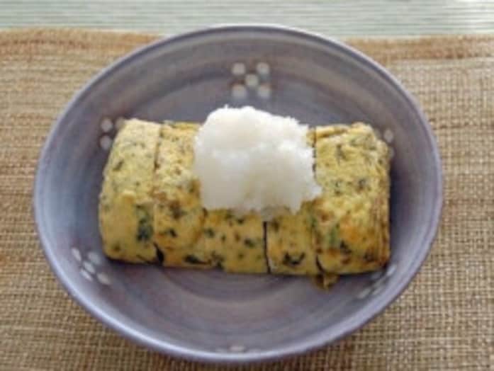 春菊入りジューシーだし巻き卵レシピ……お弁当にもおすすめ！