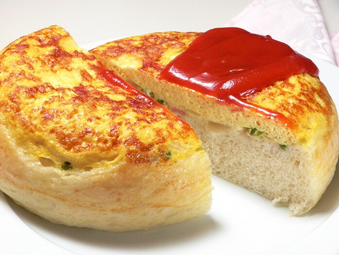 お釜で！炊きたてオムレツパン