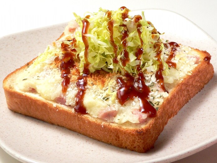 熱々ほくほくコロッケトースト