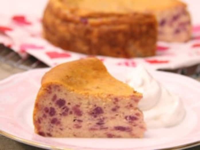 紫芋と水切りヨーグルトのチーズケーキレシピ！紫が映えるデザート